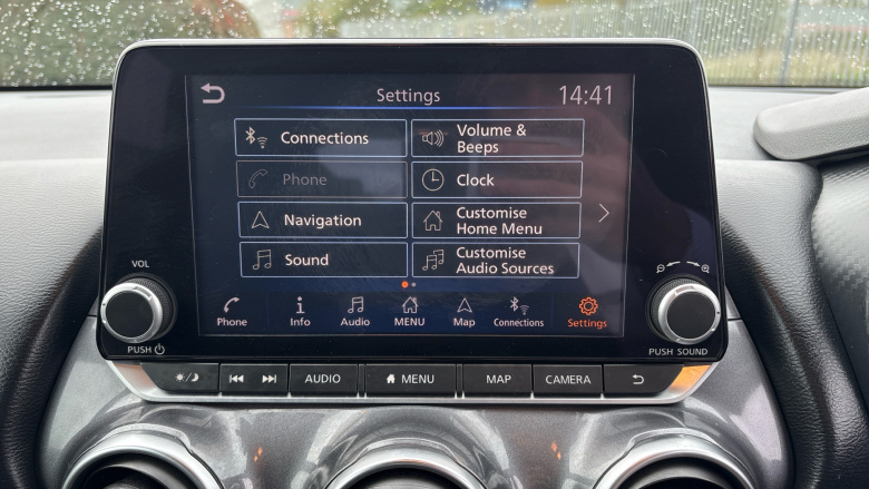 Nissan Juke 1.0 DiG-T 114 N-Connecta 5dr DCT Petrol Hatchback